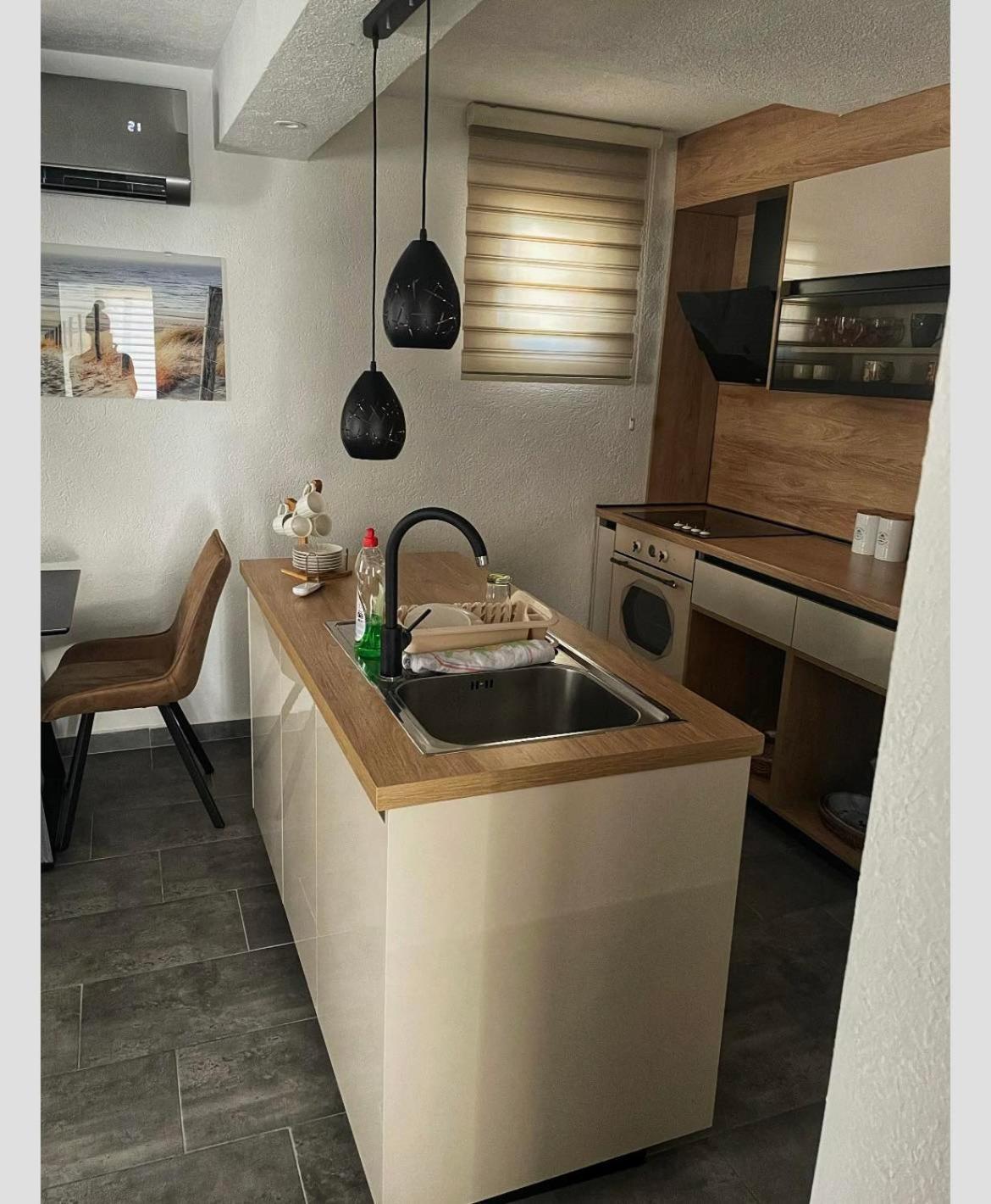 Studios Merdovic Budva Chambre photo